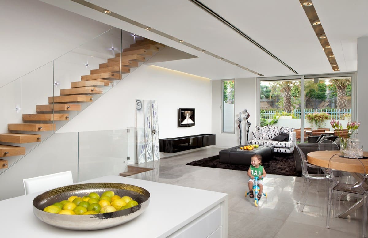 דורית סלע החצי השני